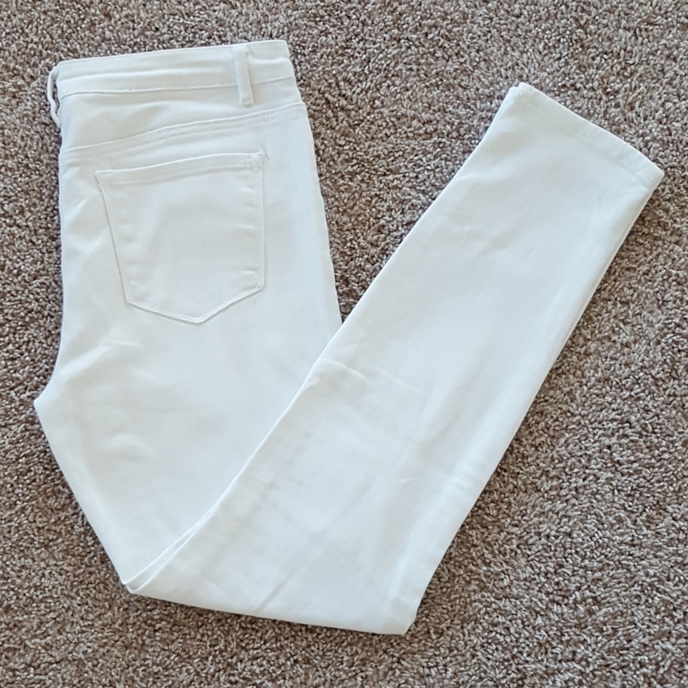 (2/$16) White Distressed Skinny Jeans
